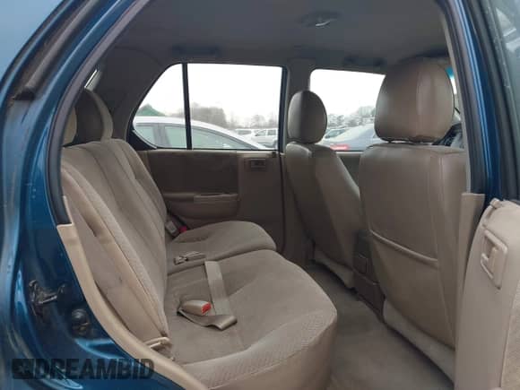 2000 Honda Passport LX with VIN 4S6DM58WXY4414843, listed as a IAAI auction lot 41325250 with 100,909 mi miles and . Bid and sale history available at DreamBid. Image 8.