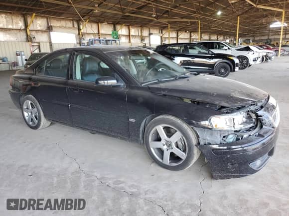 2006 Volvo S60 2.5L Turbo R с VIN YV1RH527562525280, выставлен на аукционе Copart как лот 78812404 с пробегом 172 977 миль миль и Списание • Salvage title. История ставок и продаж доступна на DreamBid. Изображение 4.