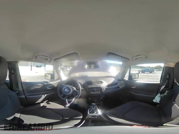 2018 Jeep Renegade Altitude with VIN ZACCJABB8JPG74732, listed as a Copart auction lot 71857075 with 81,449 mi miles and Salvage title. Bid and sale history available at DreamBid. Image 15.