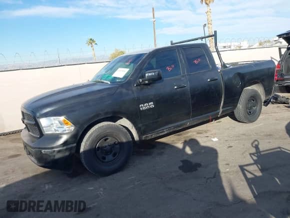 2016 Ram 1500 Express with VIN 1C6RR6FG7GS382649, listed as a IAAI auction lot 41499053 with 97,531 mi miles and . Bid and sale history available at DreamBid. Image 2.