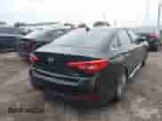 2016 Hyundai Sonata Limited с VIN 5NPE34AF7GH414641, выставлен на аукционе IAAI как лот 42320926 с пробегом 126 902 миль миль и . История ставок и продаж доступна на DreamBid. Изображение 4.