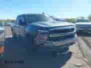 2016 Chevrolet Silverado 1500 LT z VIN 1GCUKREC6GF115924, wystawiony jako IAAI lot #41676710 z przebiegiem 88 838 mil mil oraz . Historia ofert i sprzedaży dostępna na DreamBid. Obrazek 1.