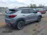 2025 Chevrolet TrailBlazer ACTIV z VIN KL79MSSL4SB104364, wystawiony jako IAAI lot #42217302 z przebiegiem 4 637 mil mil oraz . Historia ofert i sprzedaży dostępna na DreamBid. Obrazek 4.