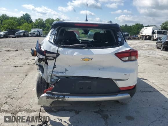 2022 Chevrolet TrailBlazer LT z VIN KL79MPSL8NB089384, wystawiony jako Copart lot #57092905 z przebiegiem 49 961 mil mil oraz Nie do naprawy • Non repairable. Historia ofert i sprzedaży dostępna na DreamBid. Obrazek 6.