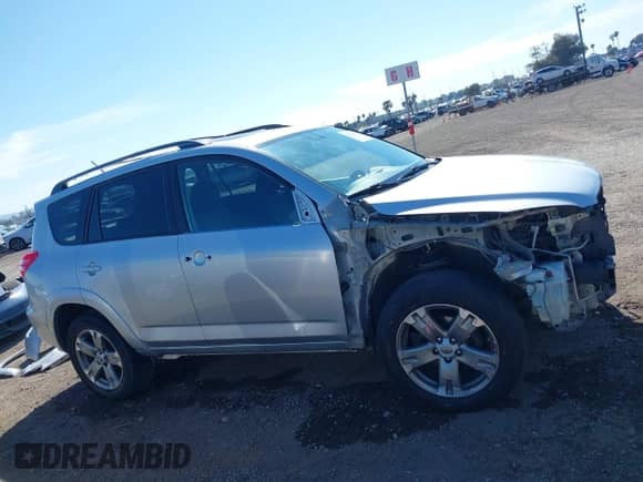 2009 Toyota RAV4 Sport with VIN JTMZK32V29D000714, listed as a IAAI auction lot 42014155 with 162,492 mi miles and . Bid and sale history available at DreamBid. Image 14.