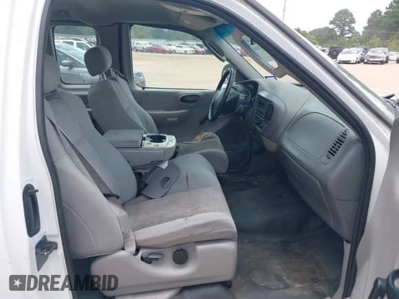 2004 Ford F-150 XL with VIN 2FTRX17WX4CA45254, listed as a IAAI auction lot 42682926 with 113,305 mi miles and . Bid and sale history available at DreamBid. Image 5.