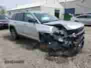 2025 Jeep Grand Cherokee Limited с VIN 1C4RJHBG0SC300071, выставлен на аукционе Copart как лот 53608085 с пробегом Не указан миль и Списание • Salvage title. История ставок и продаж доступна на DreamBid. Изображение 4.