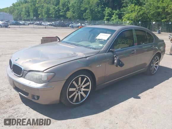 2008 BMW 7 Series 750i with VIN WBAHL83568DT14138, listed as a IAAI auction lot 42369441 with 96,101 mi miles and . Bid and sale history available at DreamBid. Image 2.