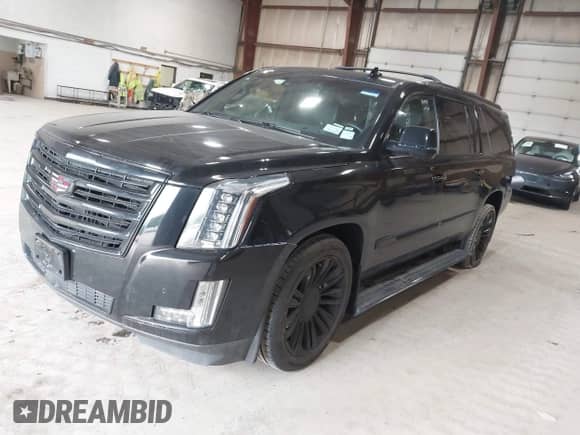 2016 Cadillac Escalade ESV Platinum с VIN 1GYS4KKJ8GR106405, выставлен на аукционе IAAI как лот 42378812 с пробегом 101 738 миль миль и . История ставок и продаж доступна на DreamBid. Изображение 2.