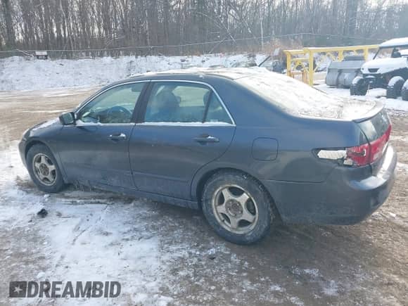 2005 Honda Accord with VIN JHMCN36445C009346, listed as a IAAI auction lot 41180811 with 222,990 mi miles and . Bid and sale history available at DreamBid. Image 14.