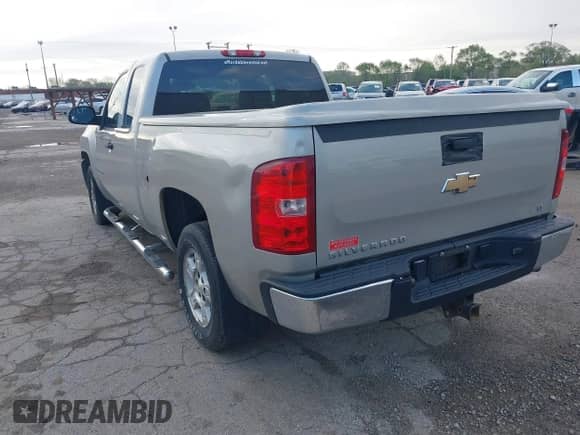 2007 Chevrolet Silverado 1500 1LT с VIN 1GCEC19J37Z506796, выставлен на аукционе IAAI как лот 42156090 с пробегом 124 627 миль миль и . История ставок и продаж доступна на DreamBid. Изображение 3.