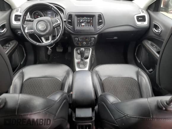 2020 Jeep Compass Latitude с VIN 3C4NJDBB2LT255412, выставлен на аукционе Copart как лот 71792685 с пробегом 143 243 миль миль и Списание • Salvage title. История ставок и продаж доступна на DreamBid. Изображение 8.