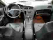 2001 Volvo S60 с VIN YV1RS58D412048087, выставлен на аукционе Copart как лот 59610845 с пробегом 120 656 миль миль и Чистый • Clean title. История ставок и продаж доступна на DreamBid. Изображение 8.