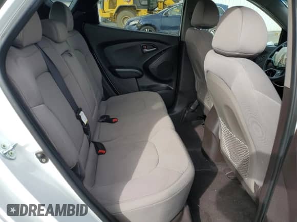 2015 Hyundai Tucson GLS с VIN KM8JTCAF6FU061544, выставлен на аукционе Copart как лот 84834265 с пробегом Не указан миль и Списание • Salvage title. История ставок и продаж доступна на DreamBid. Изображение 11.
