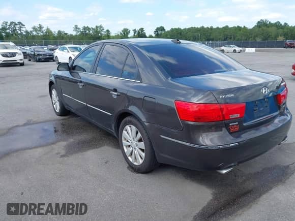 2009 Hyundai Sonata Limited с VIN 5NPEU46F19H435574, выставлен на аукционе IAAI как лот 43078890 с пробегом 176 758 миль миль и . История ставок и продаж доступна на DreamBid. Изображение 3.