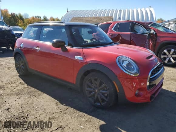 2020 MINI Hardtop Cooper S с VIN WMWXR5C0XL2L62288, выставлен на аукционе Copart как лот 82523175 с пробегом 12 801 миль миль и Списание • Salvage title. История ставок и продаж доступна на DreamBid. Изображение 4.