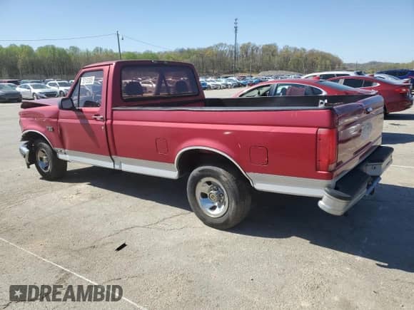 1995 Ford F-150 z VIN 1FTDF15Y3SLB00969, wystawiony jako Copart lot #53153305 z przebiegiem 147 119 mil mil oraz Szkoda całkowita • Salvage title. Historia ofert i sprzedaży dostępna na DreamBid. Obrazek 2.