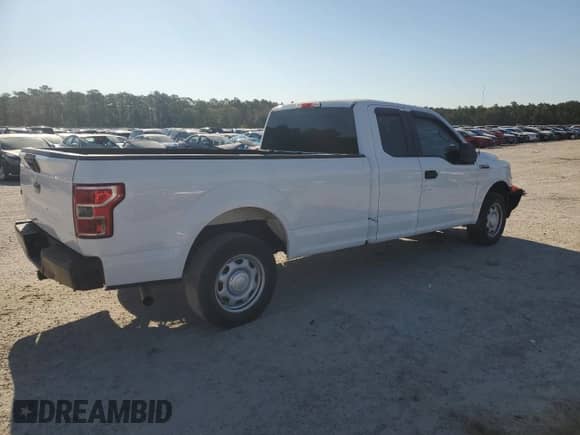 2018 Ford F-150 XLT z VIN 1FTFX1C53JKC18300, wystawiony jako Copart lot #75634514 z przebiegiem 179 866 mil mil oraz Szkoda całkowita • Salvage title. Historia ofert i sprzedaży dostępna na DreamBid. Obrazek 3.