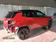 2018 Jeep Compass Altitude with VIN 3C4NJDBB6JT304267, listed as a Copart auction lot 81713085 with 84,266 mi miles and Salvage title. Bid and sale history available at DreamBid. Image 3.