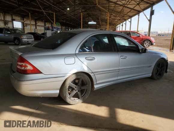 2006 Mercedes-Benz C 230 Sport с VIN WDBRF56H66F730712, выставлен на аукционе Copart как лот 70977294 с пробегом 161 276 миль миль и Списание • Salvage title. История ставок и продаж доступна на DreamBid. Изображение 3.