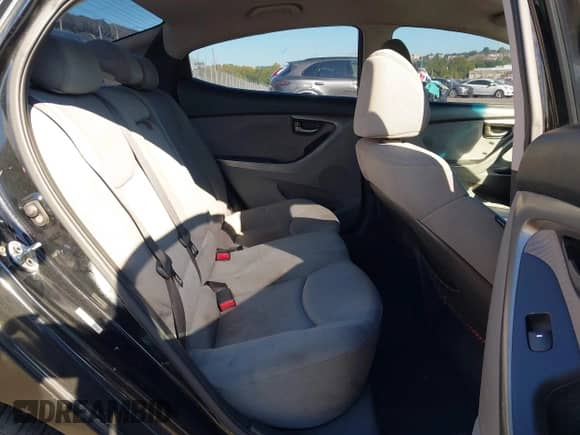 2012 Hyundai Elantra GLS с VIN KMHDH4AEXCU313660, выставлен на аукционе IAAI как лот 43085942 с пробегом 187 468 миль миль и . История ставок и продаж доступна на DreamBid. Изображение 8.