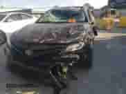 2019 Toyota Camry SE z VIN 4T1B11HK8KU693232, wystawiony jako Copart lot #85086995 z przebiegiem 82 014 mil mil oraz Szkoda całkowita • Salvage title. Historia ofert i sprzedaży dostępna na DreamBid. Obrazek 13.