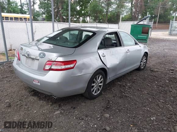 2011 Toyota Camry LE with VIN 4T1BF3EK2BU196856, listed as a IAAI auction lot 43015777 with 123,039 mi miles and . Bid and sale history available at DreamBid. Image 4.