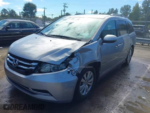 2016 Honda Odyssey EX with VIN 5FNRL5H45GB122495, listed as a IAAI auction lot 43413804 with 185,557 mi miles and . Bid and sale history available at DreamBid. Image 17.