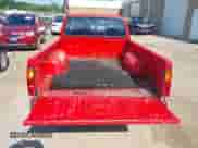 1993 Nissan Frontier z VIN 1N6SD11S6PC423836, wystawiony jako IAAI lot #42418573 z przebiegiem 211 471 mil mil oraz . Historia ofert i sprzedaży dostępna na DreamBid. Obrazek 17.