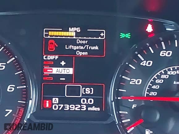 2018 Subaru WRX STI с VIN JF1VA2N61J9803902, выставлен на аукционе IAAI как лот 41403667 с пробегом 73 923 миль миль и . История ставок и продаж доступна на DreamBid. Изображение 15.