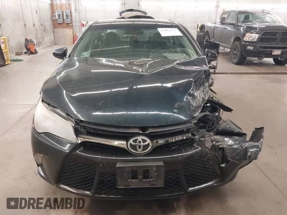 2017 Toyota Camry XLE с VIN 4T1BF1FK2HU327005, выставлен на аукционе IAAI как лот 43061827 с пробегом Не указан миль и . История ставок и продаж доступна на DreamBid. Изображение 13.