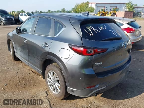 2025 Mazda CX-5 S Preferred z VIN JM3KFBCL6S0643407, wystawiony jako IAAI lot #42836380 z przebiegiem 13 930 mil mil oraz . Historia ofert i sprzedaży dostępna na DreamBid. Obrazek 3.