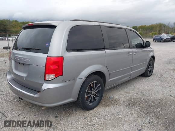 2016 Dodge Grand Caravan R/T with VIN 2C4RDGEG7GR352776, listed as a IAAI auction lot 43401320 with 168,943 mi miles and . Bid and sale history available at DreamBid. Image 4.