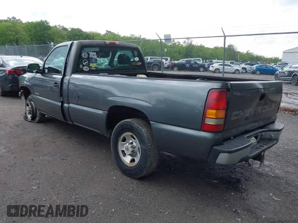 2000 Chevrolet Silverado 2500 LS z VIN 1GCGC24U9YE369761, wystawiony jako IAAI lot #42334289 z przebiegiem 245 783 mil mil oraz . Historia ofert i sprzedaży dostępna na DreamBid. Obrazek 3.