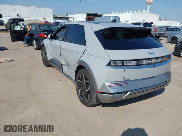 2023 Hyundai Ioniq 5 Limited with VIN KM8KR4AE8PU224406, listed as a IAAI auction lot 41702494 with 31,251 mi miles and . Bid and sale history available at DreamBid. Image 3.
