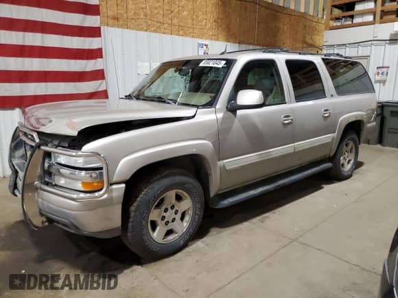 2005 Chevrolet Suburban LT with VIN 1GNFK16Z35J244122, listed as a Copart auction lot 85821045 with 258,432 mi miles and Salvage title. Bid and sale history available at DreamBid. Image 1.