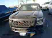 2024 Nissan Frontier SV z VIN 1N6ED1EJ6RN652071, wystawiony jako IAAI lot #41218027 z przebiegiem 16 061 mil mil oraz . Historia ofert i sprzedaży dostępna na DreamBid. Obrazek 12.