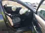 2025 Mazda CX-5 S Preferred z VIN JM3KFBCL6S0643407, wystawiony jako IAAI lot #42836380 z przebiegiem 13 930 mil mil oraz . Historia ofert i sprzedaży dostępna na DreamBid. Obrazek 5.