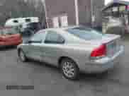 2001 Volvo S60 с VIN YV1RS61R012013431, выставлен на аукционе IAAI как лот 41193065 с пробегом 179 844 миль миль и . История ставок и продаж доступна на DreamBid. Изображение 3.