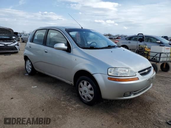 2005 Chevrolet Aveo LS с VIN KL1TD62655B343203, выставлен на аукционе Copart как лот 54235445 с пробегом 96 730 миль миль и Списание • Salvage title. История ставок и продаж доступна на DreamBid. Изображение 4.