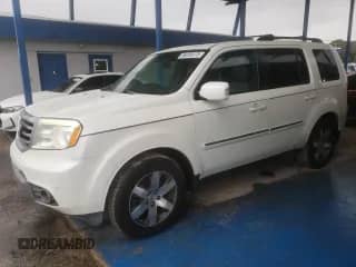 2014 Honda Pilot Touring with VIN 5FNYF4H94EB051537, listed as a Copart auction lot 86239175 with 128,827 mi miles and Clean title. Bid and sale history available at DreamBid. Image 1.