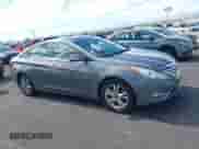 2013 Hyundai Sonata Limited с VIN 5NPEC4AC4DH570332, выставлен на аукционе IAAI как лот 43526773 с пробегом 100 397 миль миль и . История ставок и продаж доступна на DreamBid. Изображение 6.