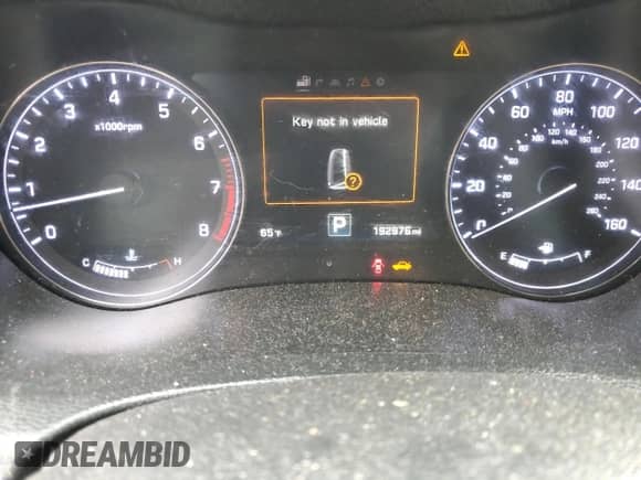 2016 Hyundai Genesis 3.8L с VIN KMHGN4JE7GU136609, выставлен на аукционе Copart как лот 72087945 с пробегом 192 976 миль миль и Списание • Salvage title. История ставок и продаж доступна на DreamBid. Изображение 9.