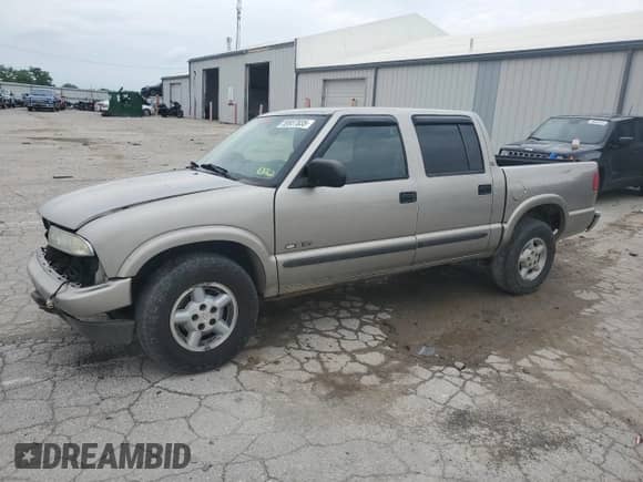 2004 Chevrolet S-10 LS z VIN 1GCDT13X64K143889, wystawiony jako Copart lot #59937835 z przebiegiem 142 274 mil mil oraz Szkoda całkowita • Salvage title. Historia ofert i sprzedaży dostępna na DreamBid. Obrazek 1.