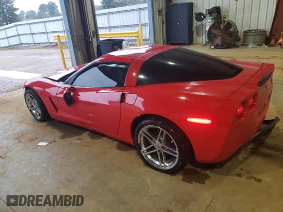 2013 Chevrolet Corvette 1LT with VIN 1G1YA2DW8D5100312, listed as a Copart auction lot 86654394 with 84,968 mi miles and Salvage title. Bid and sale history available at DreamBid. Image 2.