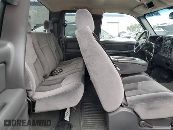 2005 GMC Sierra 1500 SLE с VIN 2GTEC19T851144178, выставлен на аукционе Copart как лот 84009935 с пробегом 193 803 миль миль и Чистый • Clean title. История ставок и продаж доступна на DreamBid. Изображение 10.