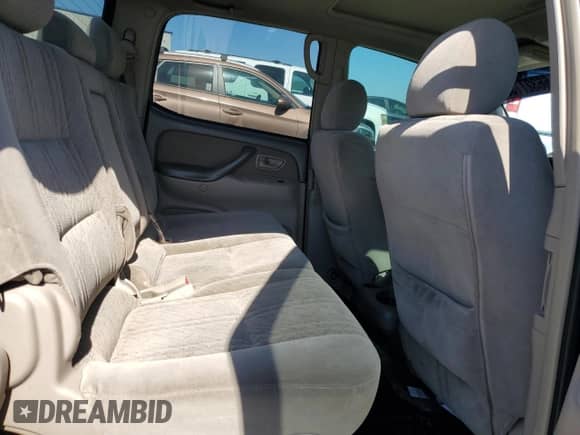 2006 Toyota Tundra Limited z VIN 5TBET38146S513245, wystawiony jako Copart lot #66327755 z przebiegiem 235 659 mil mil oraz Szkoda całkowita • Salvage title. Historia ofert i sprzedaży dostępna na DreamBid. Obrazek 10.