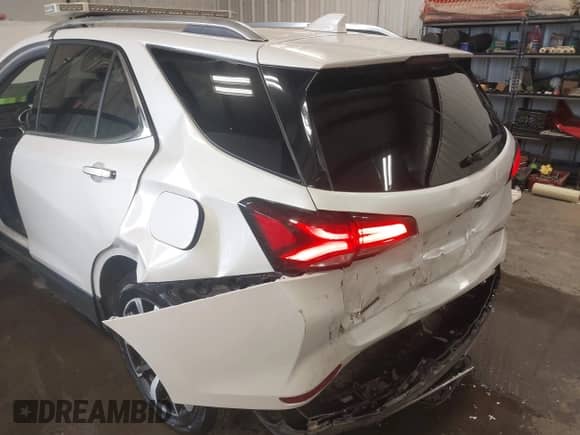 2022 Chevrolet Equinox Premier с VIN 3GNAXXEV6NS197373, выставлен на аукционе IAAI как лот 42277394 с пробегом 95 665 миль миль и . История ставок и продаж доступна на DreamBid. Изображение 6.