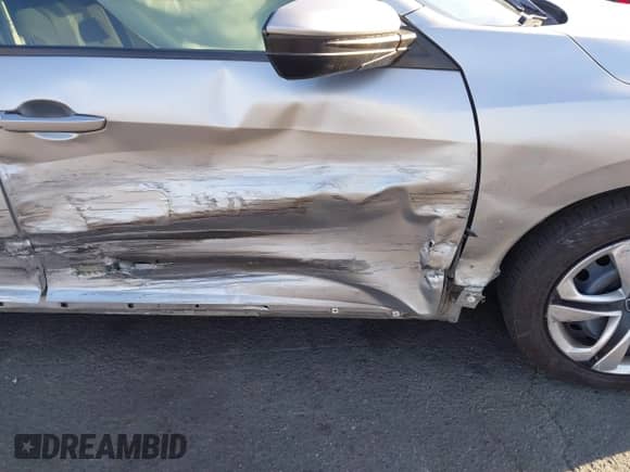 2016 Honda Civic LX with VIN 2HGFC2F59GH512167, listed as a IAAI auction lot 43388606 with 110,141 mi miles and . Bid and sale history available at DreamBid. Image 19.