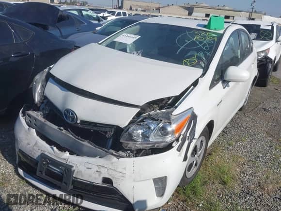 2014 Toyota Prius Three с VIN JTDKN3DU6E0375889, выставлен на аукционе IAAI как лот 43345105 с пробегом 109 051 миль миль и . История ставок и продаж доступна на DreamBid. Изображение 2.